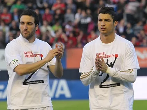 Cristiano Ronaldo đang khiến Higuain hết thời