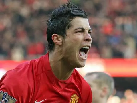 10 lần đại gia Châu Âu tiêu tiền bán bom tấn: Lỗ hổng CR7, 'ngã mủ' Atletico