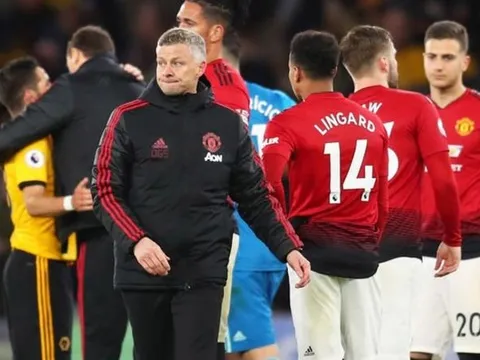 Cuộc đua Top 4: Chelsea, Tottenham cùng thắng đẩy Man Utd vào cửa nguy hiểm