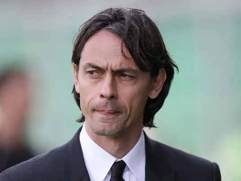 Cựu HLV AC Milan sắp có công việc mới