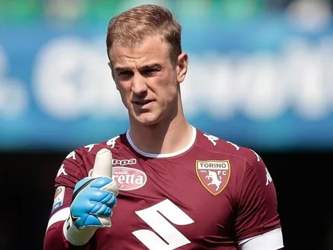 Cựu thủ môn Manchester City bất ngờ gửi thông điệp đến thành Turin