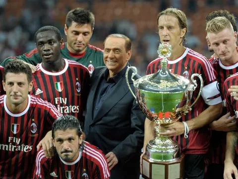 Cựu thủ tướng Italia bất ngờ bày tỏ tình cảm với sao Inter Milan