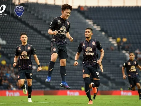 Xuân Trường "mở tài khoản" trên đất Thái, Buriram thắng dễ Ratchasima