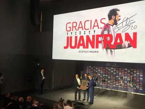 CHÍNH THỨC: Công thần chia tay Atletico Madrid sau 8 mùa giải