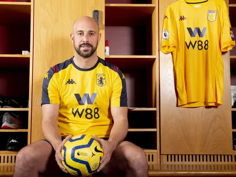 CHÍNH THỨC: Huyền thoại "Găng tay vàng" tái xuất Premier League