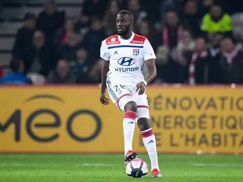 Đã rõ! Vì 1 lí do, M.U bị tụt lại trong thương vụ 'Pogba đệ nhị'