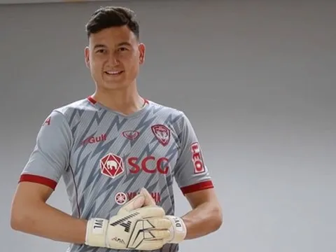 Đặng Văn Lâm trở lại bảnh bao sau sai lầm ở trận ra mắt Muangthong