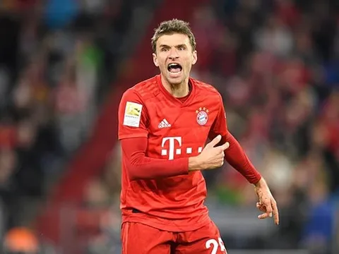Đang yên lành, Bayern nhận tin chấn động từ công thần 12 năm
