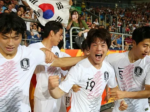Đánh bại Ecuador, "Đàn em" Son Heung-min viết tiếp câu chuyện cổ tích châu Á