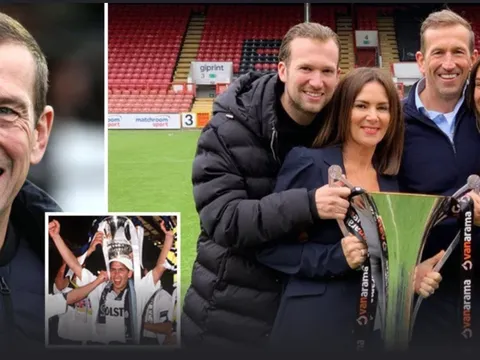 Danh thủ Tottenham Hotspur ra đi ở tuổi 49