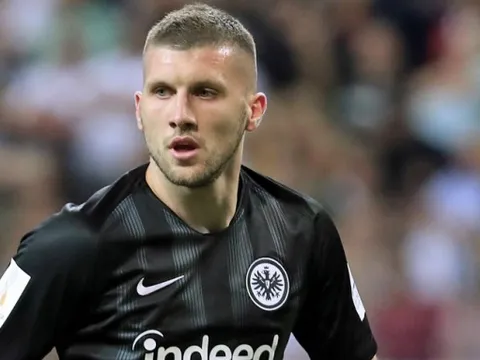 Đây là cái tên được ví như Avengers của Frankfurt trong trận lượt về trước Chelsea