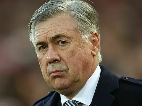 "Để mấy đứa học sinh dạy học? Everton nát rồi"