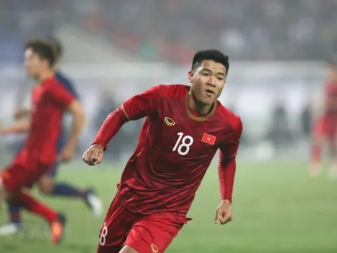 "Đen" bỏ đi, bây giờ hãy gọi Đức Chinh là "thần tài" của U23 Việt Nam!