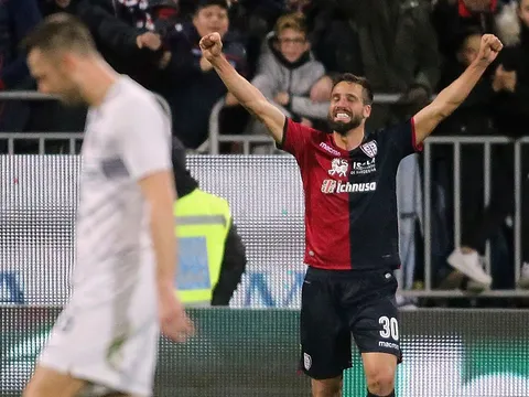Địa chấn tại Sardinia, Inter Milan "run rẩy" trong tốp 4
