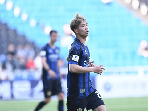 Báo Hàn trông chờ Công Phượng "giải cứu" Incheon United