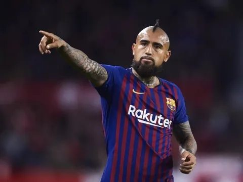 Đội hình dự kiến Barca đấu SD Huesca: Liệu có Suarez, Messi?