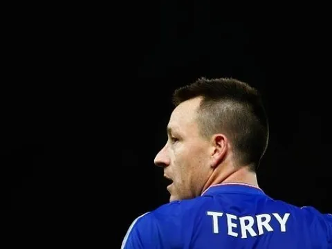 Đội hình xuất sắc nhất từng chơi cạnh Petr Cech (Phần 2): 2 người đội trưởng cùng chiếc mỏ neo