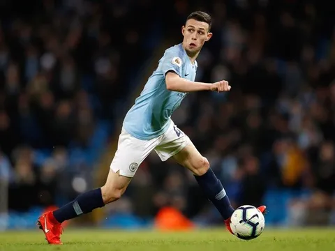 Đòi lại ngôi đầu, Guardiola nói điều "tuyệt vời" về thần đồng 18 tuổi