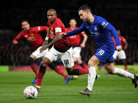 "Dồn bóng cho Hazard và nếu cậu ấy sút hỏng thì cứ làm lại điều trên"