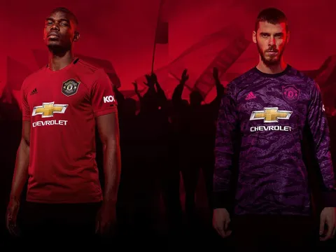 NÓNG! Man Utd tung mẫu áo mới, Pogba và De Gea xuất hiện mê người