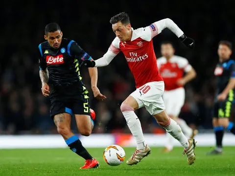 Dư âm Arsenal 2-0 Napoli: Vẫn còn đó hai nỗi lo