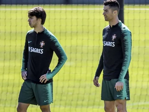 “Được chơi cạnh Ronaldo, giấc mơ của tôi đã thành sự thật”