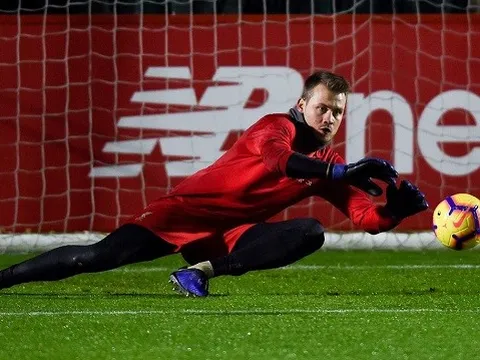 Chỉ đóng vai phụ, Mignolet vẫn được đội phó hết lời ca ngợi