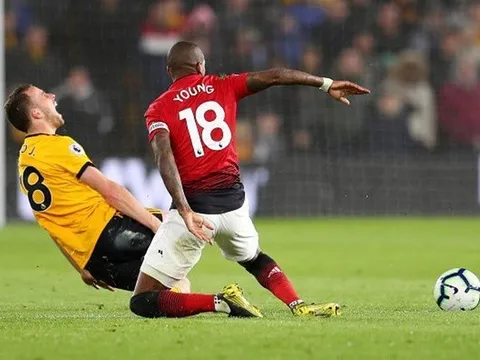 5 "tội đồ" của Man Utd trước Wolves: Fred vẫn là Fred, Young chỉ còn quá khứ