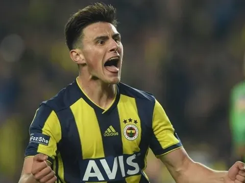 Eljif Elmas nhận được sự quan tâm của Napoli