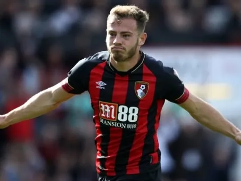 Emery nên mừng thầm khi biết tin "Á quân kiến tạo" vô tư tiết lộ điểm đến trong mơ