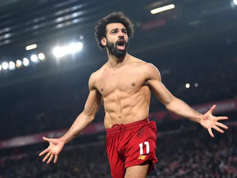 'Salah cởi phăng áo và người đầu tiên chạy đến là Alisson'