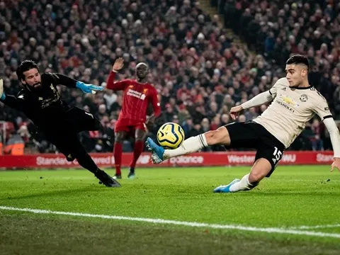 Evra: 'Tôi không đồng tình với BLĐ Man Utd nhưng...'
