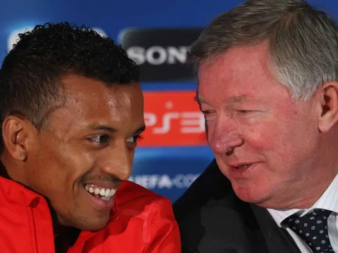 Tiết lộ không ngờ! Sir Alex "thả cửa" cho cầu thủ M.U say xỉn