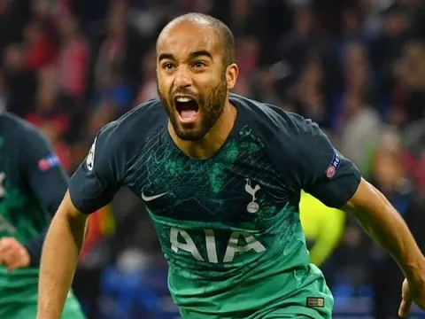 'Moura giờ đã trở thành một từ chửi thề ở Amsterdam'