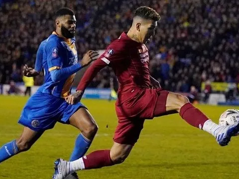 Chuyện thật như đùa: Liverpool đá trên sân Anfield mà không được TV phát trực tiếp!