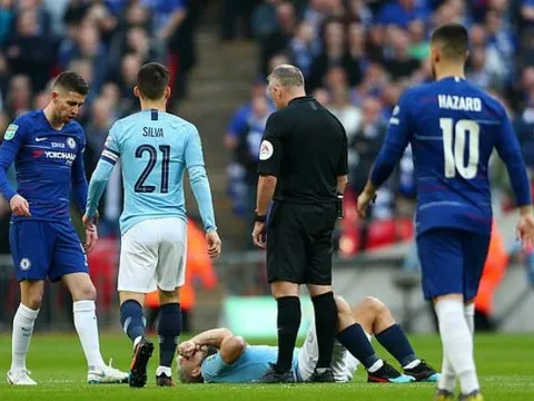 Fan Chelsea: "Xin anh, làm ơn hãy tới Man Utd"