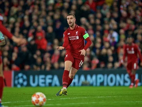 Fan Liverpool ngỡ ngàng với màn thể hiện gây sốc của trụ cột