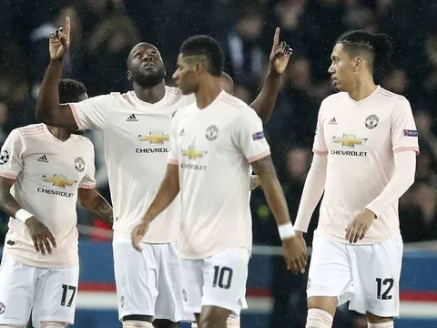 Fan Man Utd: "Cậu ấy luôn hay nhất trong mọi trận đấu của chúng ta"