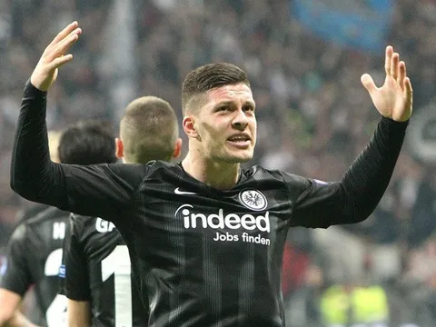 Fan Man Utd: Đưa ngay cậu ấy về thay Lukaku!