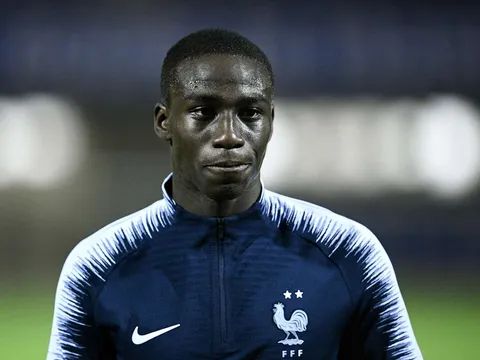 HLV Didier Deschamps xác nhận: "Cậu ấy sẽ đến Real Madrid"