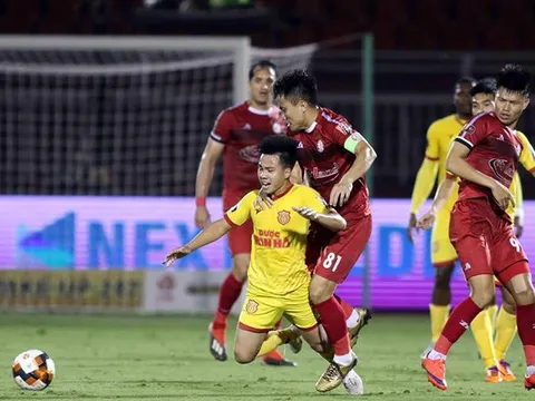 Thắng dễ Nam Định, TP.HCM tiếp tục xây chắc ngôi đầu V-League