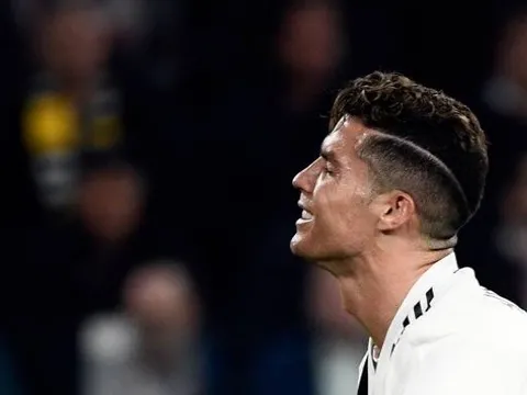 Allegri tiết lộ lý do Ronaldo không thể giúp Juventus đánh bại Ajax
