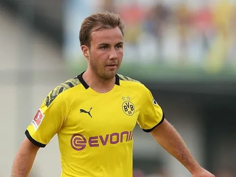 'Sếp lớn' Dortmund: 'Quyết định cuối cùng về tương lai của cậu ấy chưa được đưa ra'