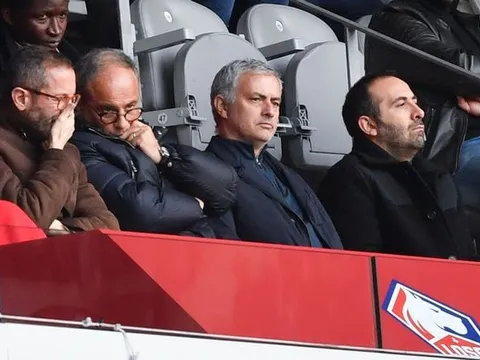 Gặp nhân vật đặc biệt, Mourinho đã chọn xong bến đỗ mới gây sốc?