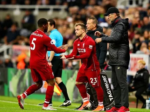"1/10 điểm", "Như bóng ma" - fan Liverpool bực dọc 1 cái tên đá chính