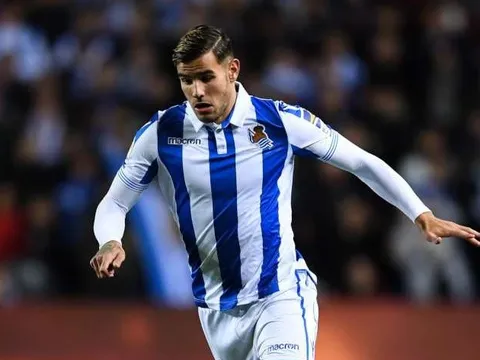 Napoli quan tâm hậu vệ thất sủng ở Real Madrid