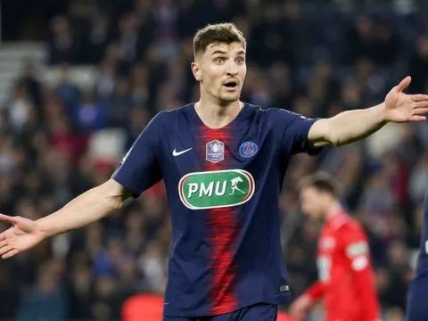 HLV Emery ra tay, giúp Arsenal cướp mục tiêu 30 triệu euro của Man Utd