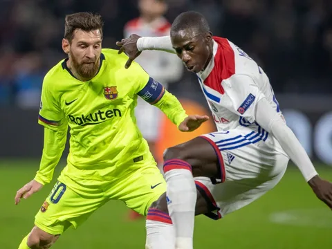 "Cậu ấy là Mbappe ở vị trí hậu vệ trái"
