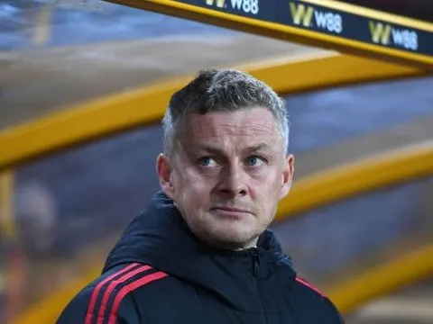Solskjaer khen ngợi 1 cái tên duy nhất, nói thẳng lý do "sấp mặt" trước Wolves