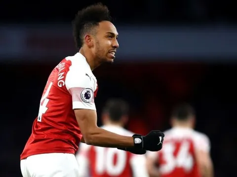 Tiết lộ: Aubameyang đã mất 1 thứ ở trận gặp Man Utd